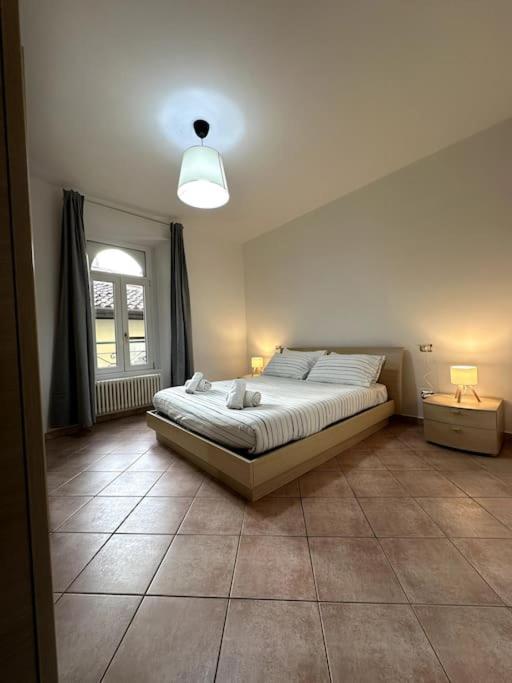 Comfy Apartment In Lecco 2 ภายนอก รูปภาพ