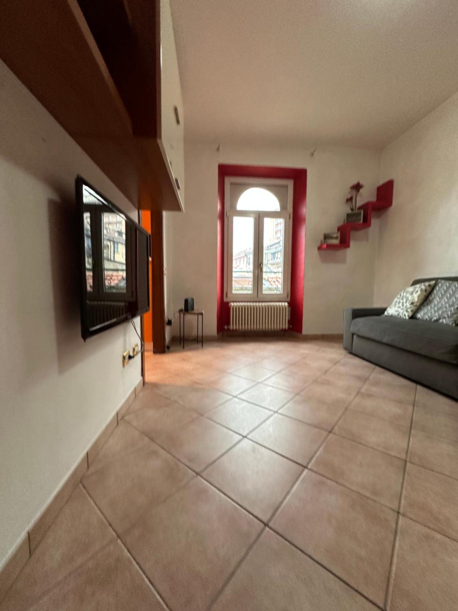 Comfy Apartment In Lecco 2 ภายนอก รูปภาพ